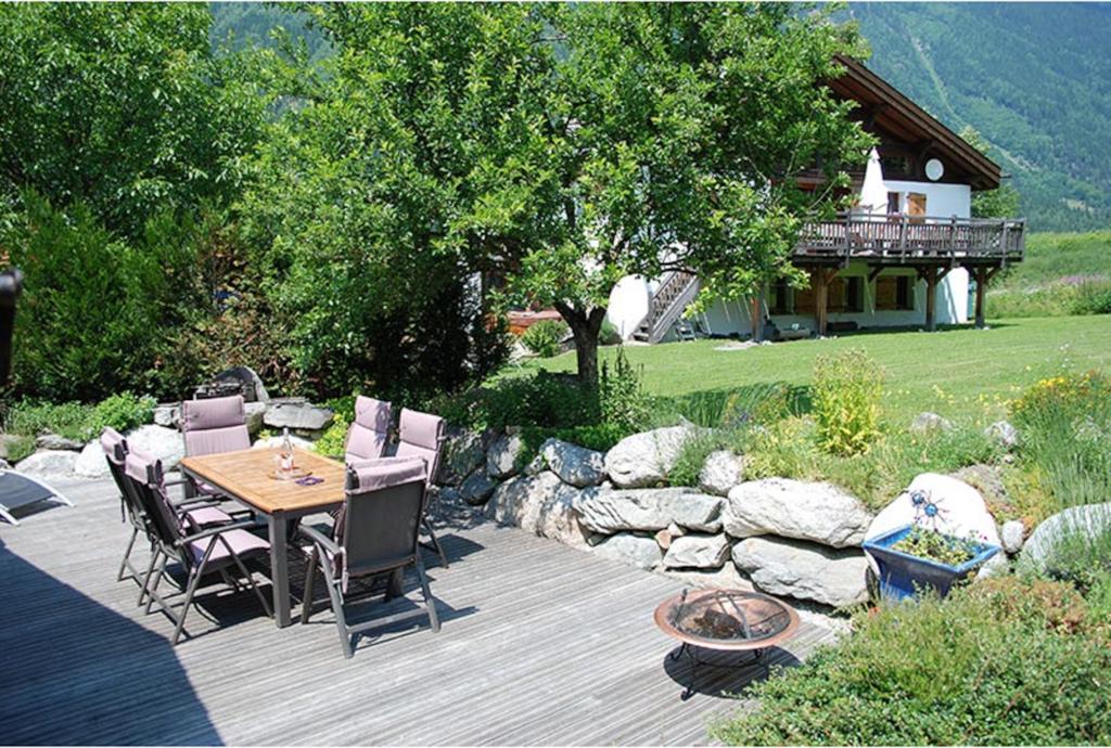 Tiki Lodge - Hot Tub & Sauna Chamonix Exteriér fotografie